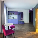 Inn-the Niu, Wave Oststadt By Ihg מלון