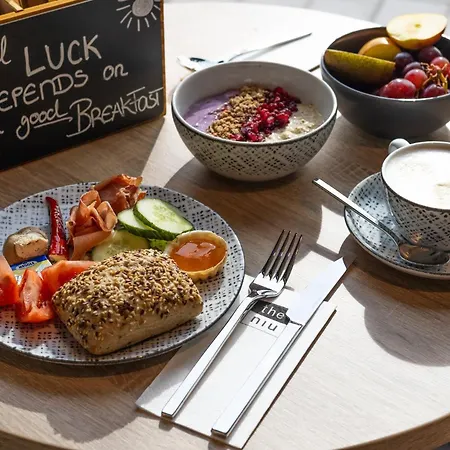 Inn-the Niu, Wave Oststadt By Ihg Hotel 3*