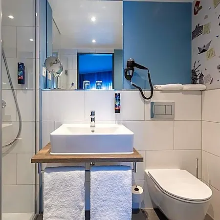 Inn-the Niu, Wave Oststadt By Ihg فندق 3*